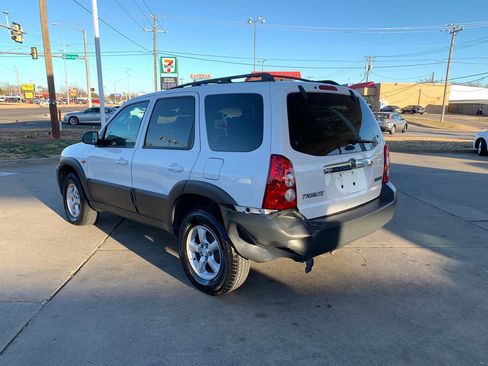Used 2005 MAZDA Tribute I image 5
