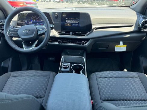 New 2026 Chevrolet Equinox LT w/ Midnight Edition AWD/4WD image 7