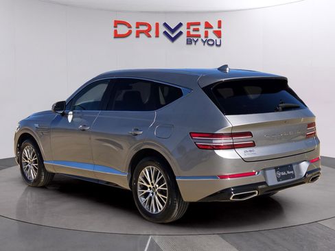 Used 2024 Genesis GV80 2.5T image 3