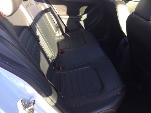 Used 2017 Volkswagen Jetta GLI image 21