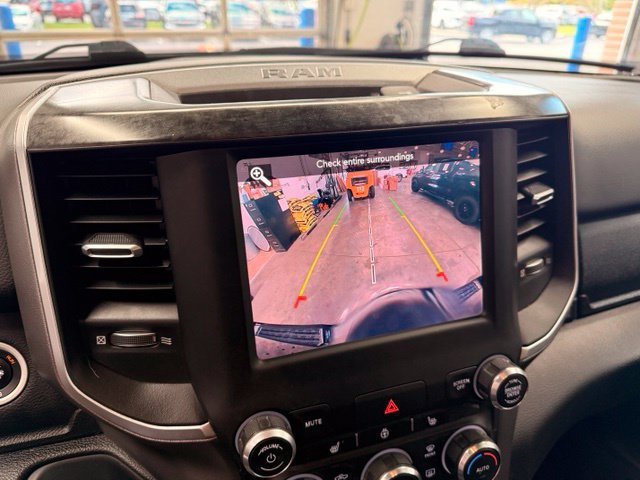 Used 2019 RAM 1500 Big Horn AWD/4WD image 12