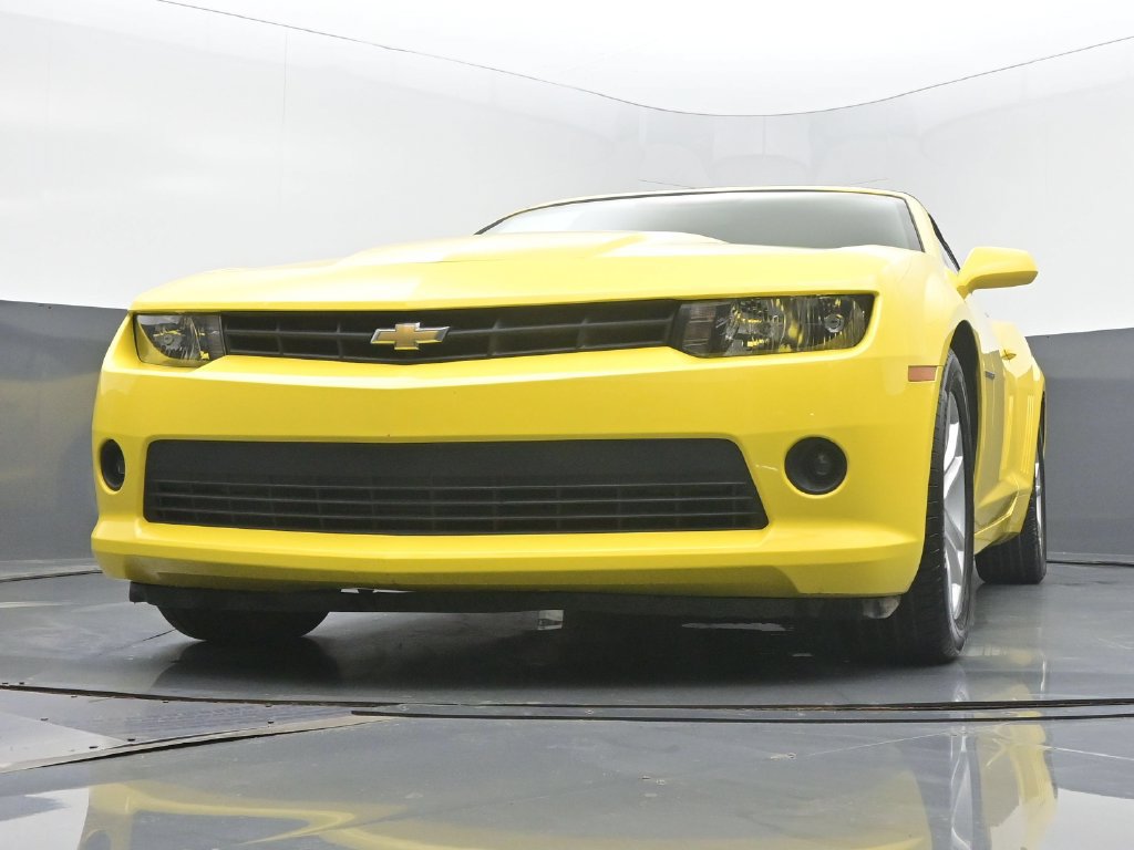 Used 2015 Chevrolet Camaro LT RWD image 47