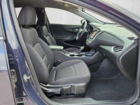 Used 2025 Chevrolet Malibu LT FWD image 20