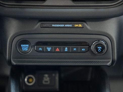 Certified 2025 Ford Bronco Sport Outer Banks w/ Outer Banks Tech Package+ image 27