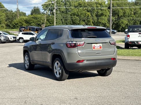 Certified 2023 Jeep Compass Sport AWD/4WD image 7