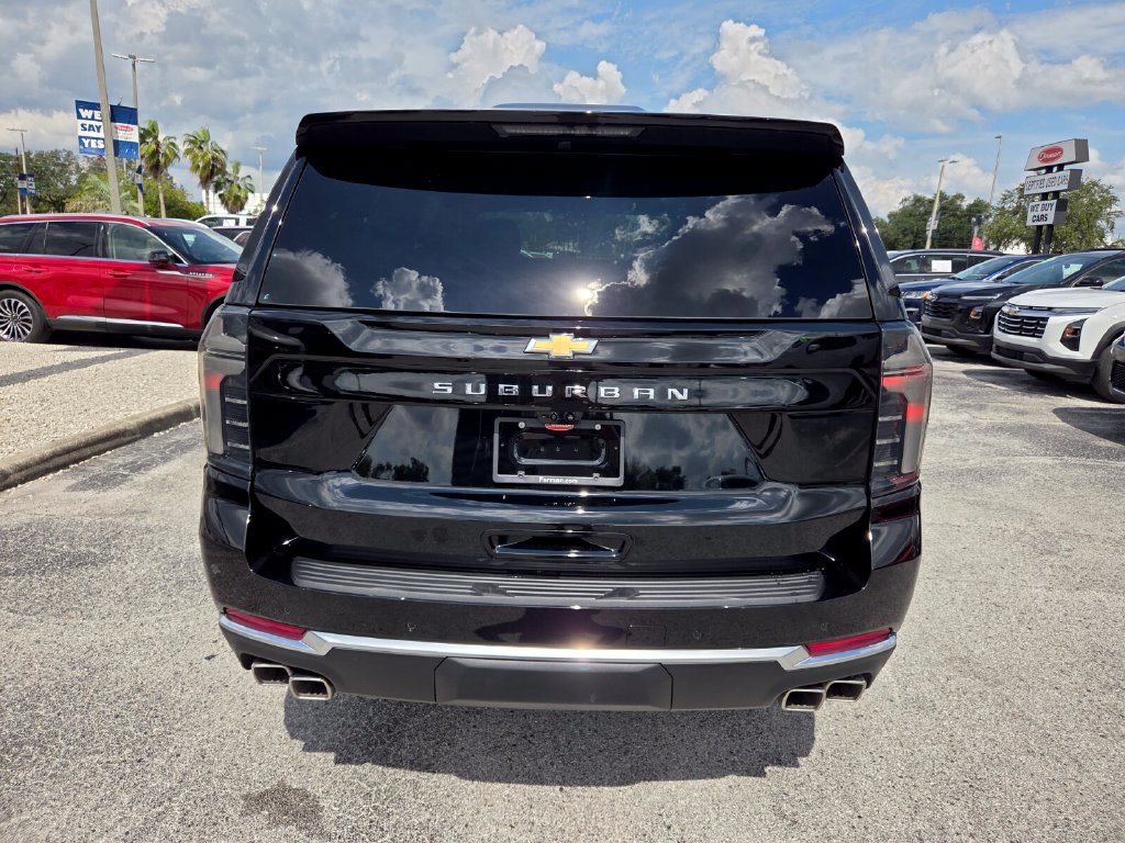 Used 2026 Chevrolet Suburban High Country RWD image 15