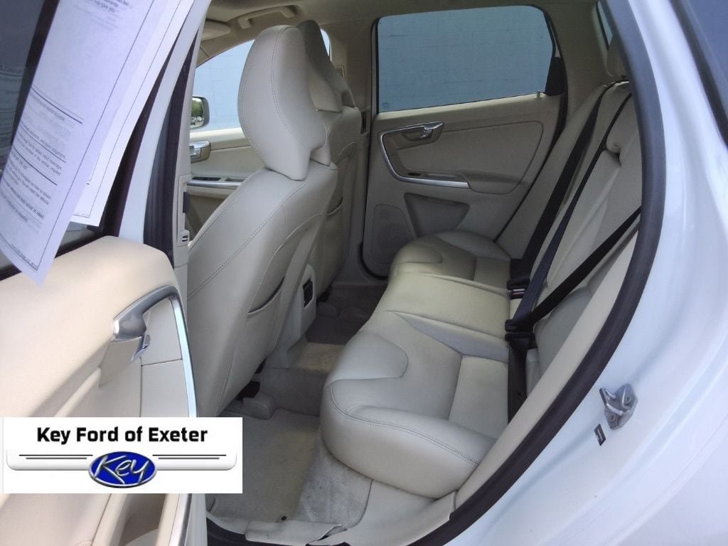 Used 2015 Volvo XC60 T6 Platinum AWD/4WD image 12