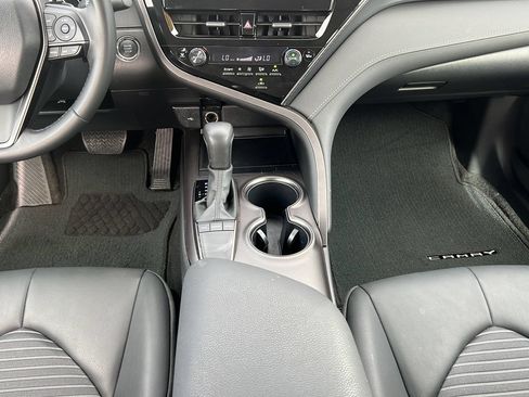 Used 2024 Toyota Camry SE w/ Convenience Package FWD image 14