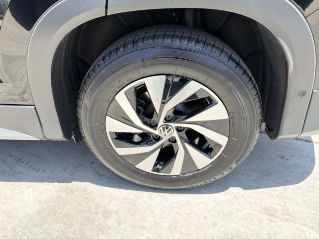 Certified 2026 Volkswagen Tiguan S FWD image 6