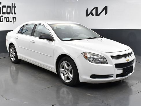 Used 2012 Chevrolet Malibu LS FWD image 7