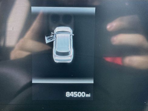 Used 2023 Kia Sportage EX FWD image 16