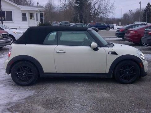 Used 2012 MINI Cooper Convertible image 3