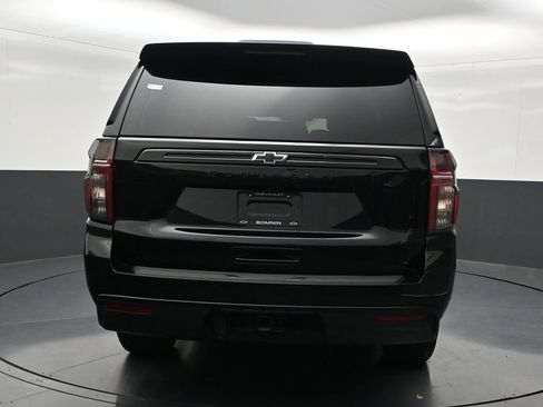 Used 2023 Chevrolet Suburban Z71 w/ Luxury Package AWD/4WD image 4