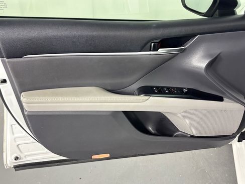 Used 2019 Toyota Camry XLE w/ Driver Assist Package image 33