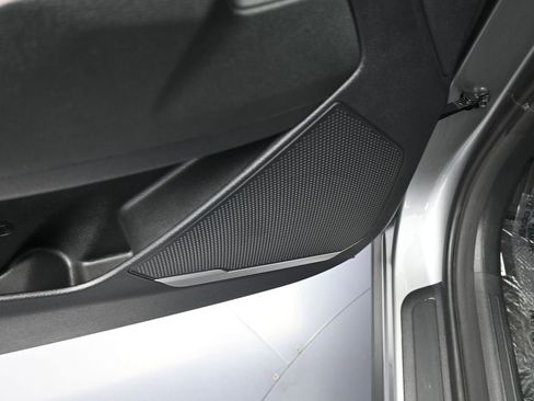 Used 2024 Kia Sportage LX image 14