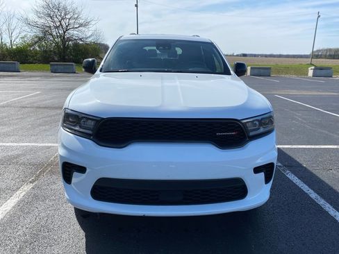 Used 2024 Dodge Durango GT RWD image 2