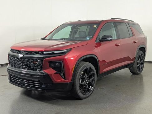 Used 2024 Chevrolet Traverse RS AWD/4WD image 4