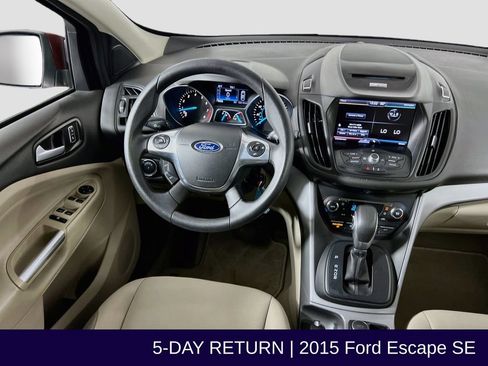 Used 2015 Ford Escape SE w/ Equipment Group 201A AWD/4WD image 26