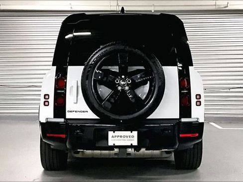 Certified 2024 Land Rover Defender 130 X-Dynamic SE AWD/4WD image 3