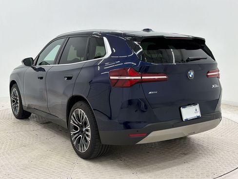 Used 2026 BMW X3 xDrive30i w/ Convenience Package AWD/4WD image 3