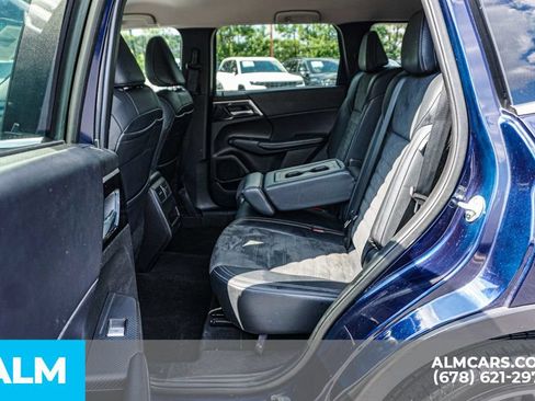 Used 2024 Mitsubishi Outlander SE FWD image 21