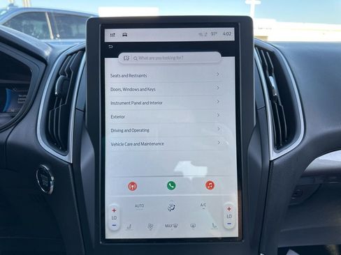 Used 2024 Ford Edge SEL image 41