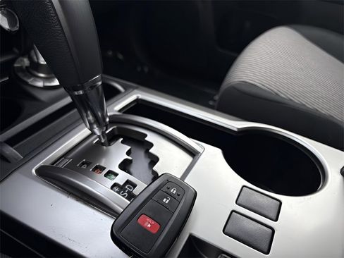 Used 2024 Toyota 4Runner SR5 image 21