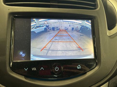 Used 2016 Chevrolet Trax LT AWD/4WD image 11