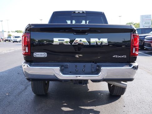 Used 2025 RAM 2500 Limited AWD/4WD image 7