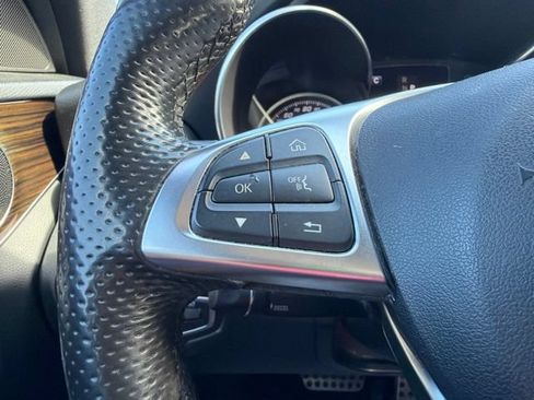 Used 2018 Mercedes-Benz C 300 Sedan image 19