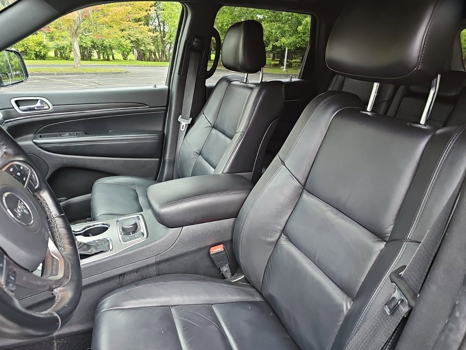Used 2021 Jeep Grand Cherokee Limited w/ Premium Lighting Group AWD/4WD image 18