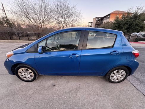 Used 2013 Toyota Yaris LE image 4
