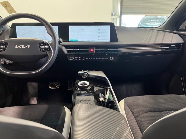 Used 2024 Kia EV6 GT-Line RWD image 21