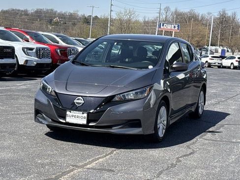 Used 2023 Nissan Leaf S image 11