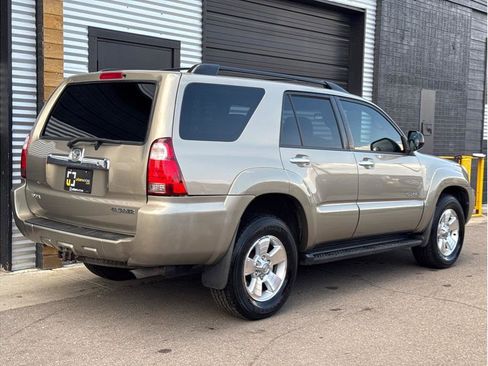 Used 2007 Toyota 4Runner SR5 image 10