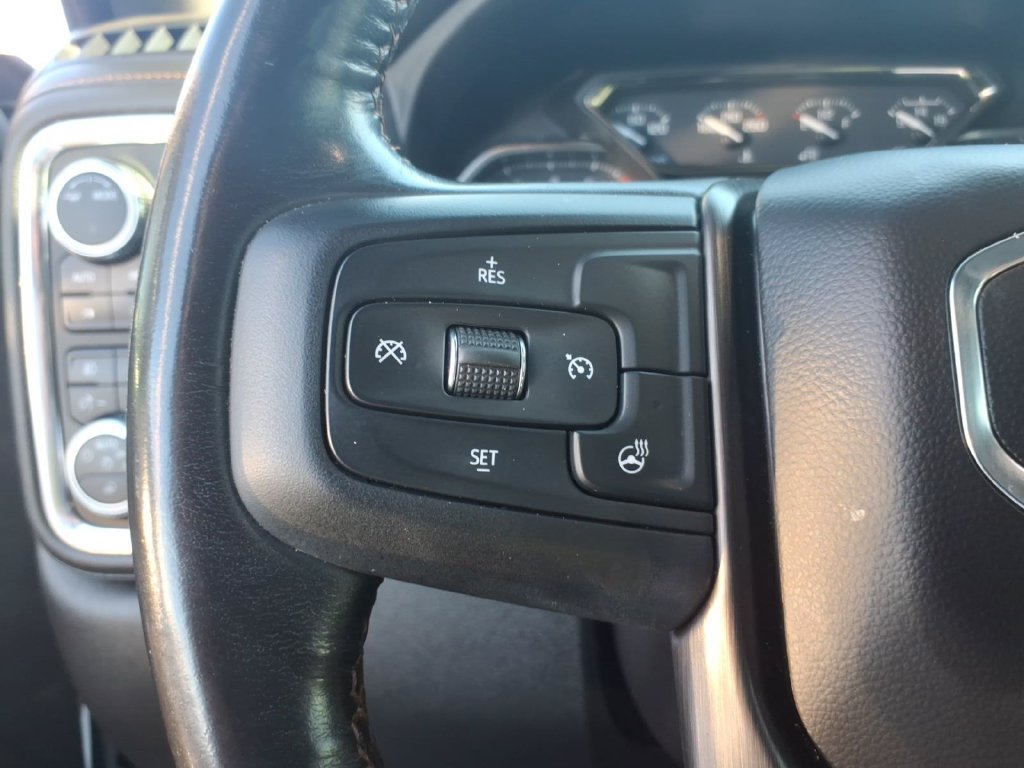Used 2022 GMC Sierra 1500 AT4 w/ AT4 Preferred Package AWD/4WD image 7