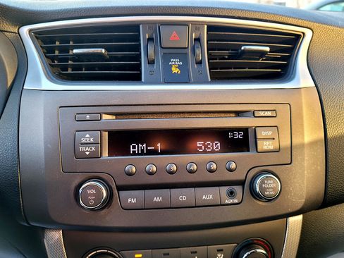 Used 2014 Nissan Sentra SR image 18