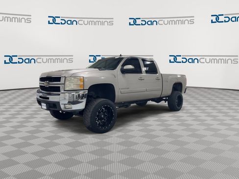 Used 2008 Chevrolet Silverado 2500 LTZ w/ Suspension Package, Off-Road image 4