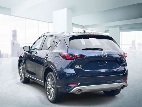 Used 2024 MAZDA CX-5 Signature AWD/4WD image 3