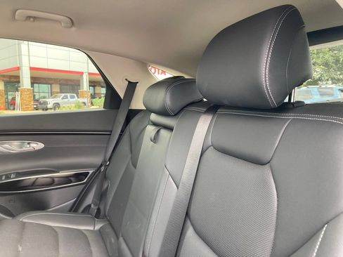 Used 2025 Genesis GV70 2.5T AWD/4WD image 11