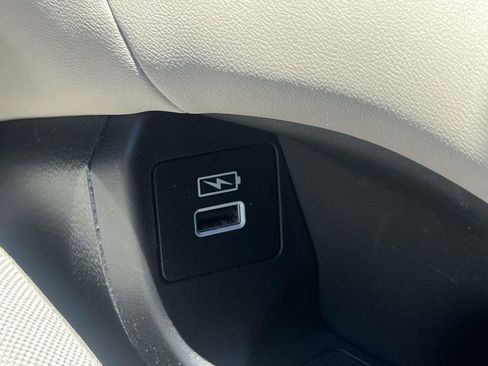 Used 2023 Honda HR-V LX image 31