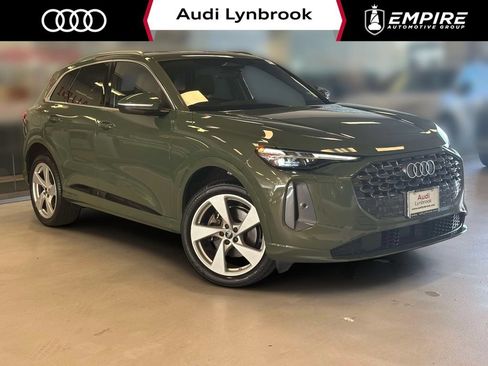 Used 2025 Audi Q5 Premium Plus w/ Premium Plus AWD/4WD image 1