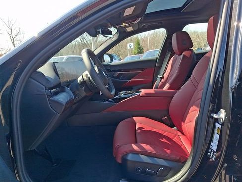 New 2026 BMW 530i xDrive w/ Premium Package AWD/4WD image 12