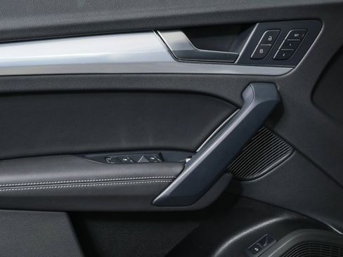 Used 2023 Audi Q5 2.0T Premium Plus w/ Premium Plus Package image 6