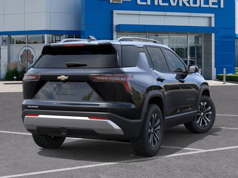 New 2026 Chevrolet Equinox LT w/ Convenience Package II image 4