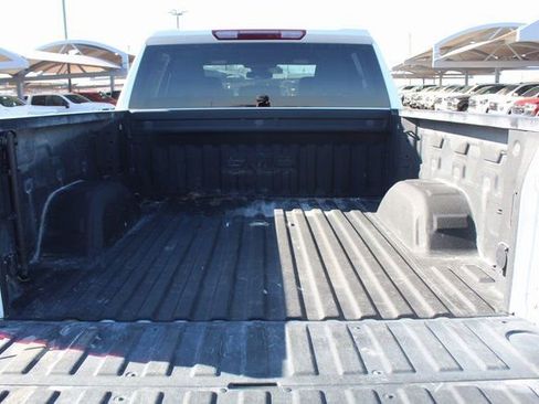 Used 2023 GMC Sierra 1500 SLT image 6
