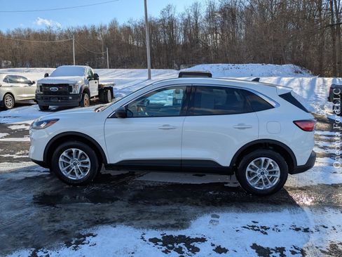 Used 2022 Ford Escape SE w/ Convenience Package image 6