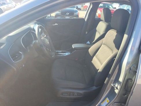 Used 2024 Chevrolet Malibu LT image 15