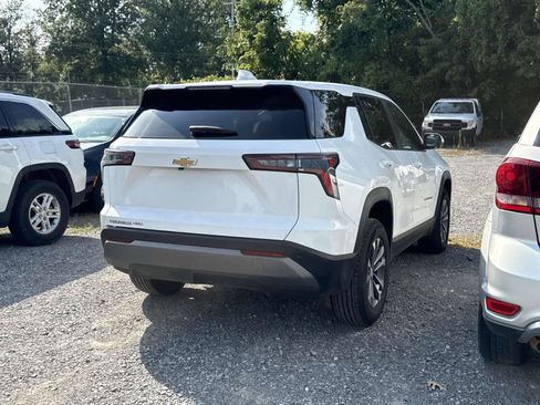 Used 2026 Chevrolet Equinox LT AWD/4WD image 4