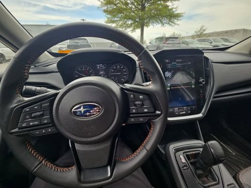 Used 2024 Subaru Crosstrek 2.5i Limited w/ Crosstrek Mirror Package image 18